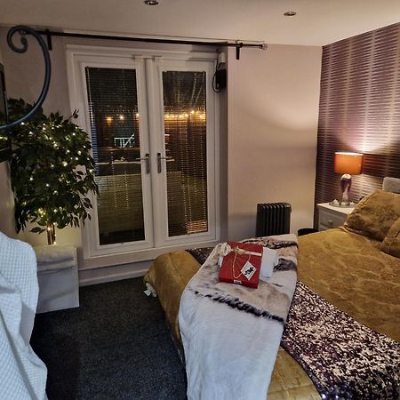 The Ivy Garden Suite (Adults Only) Handsworth Pokoj fotografie